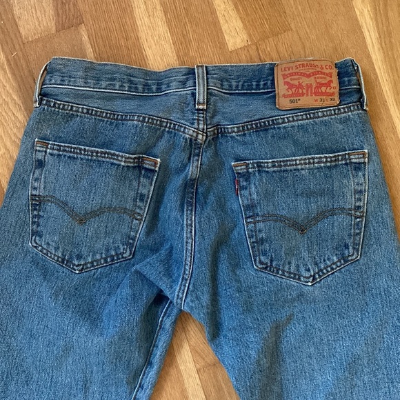 Levi's Other - Levis 501 Jeans Denim 31/32 Washed Blue